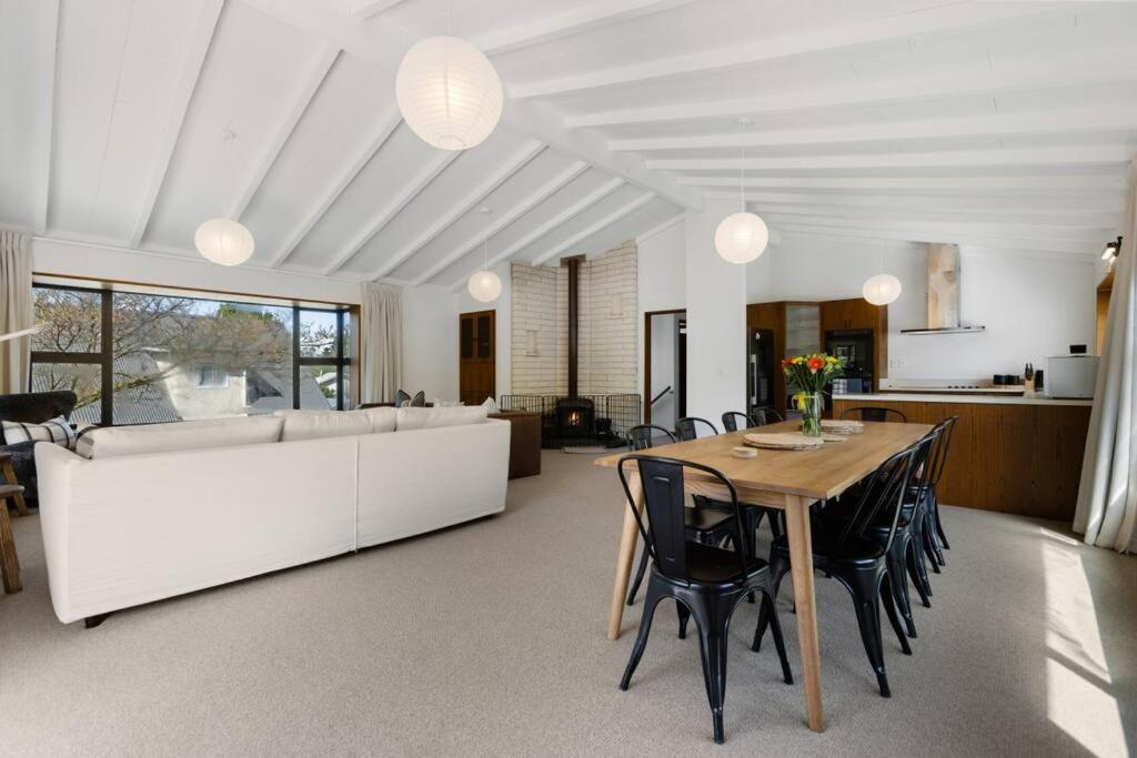 Peakview Lodge ワナカ エクステリア 写真